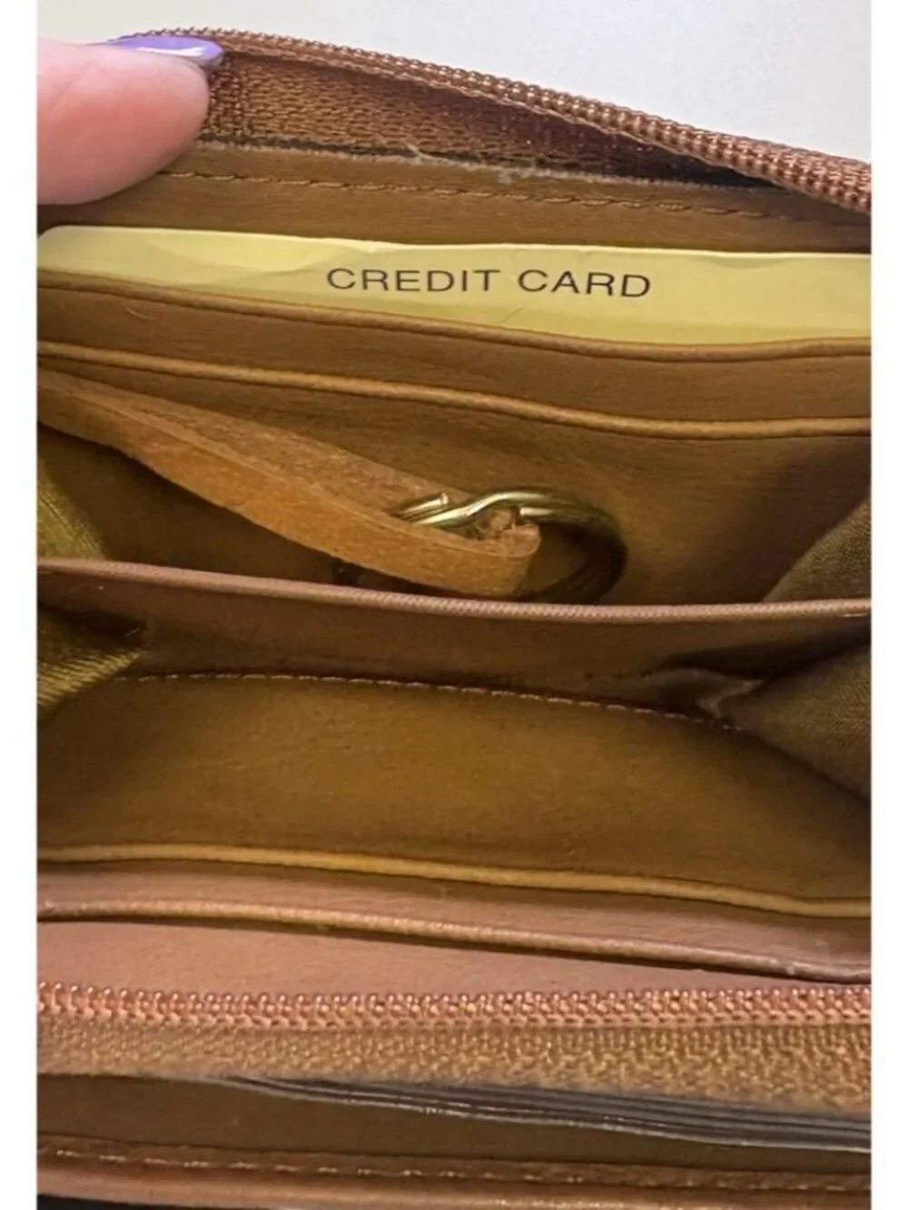 Rolfs Ladies Tan Bi-fold Card Wallet Leather Zipper Brass